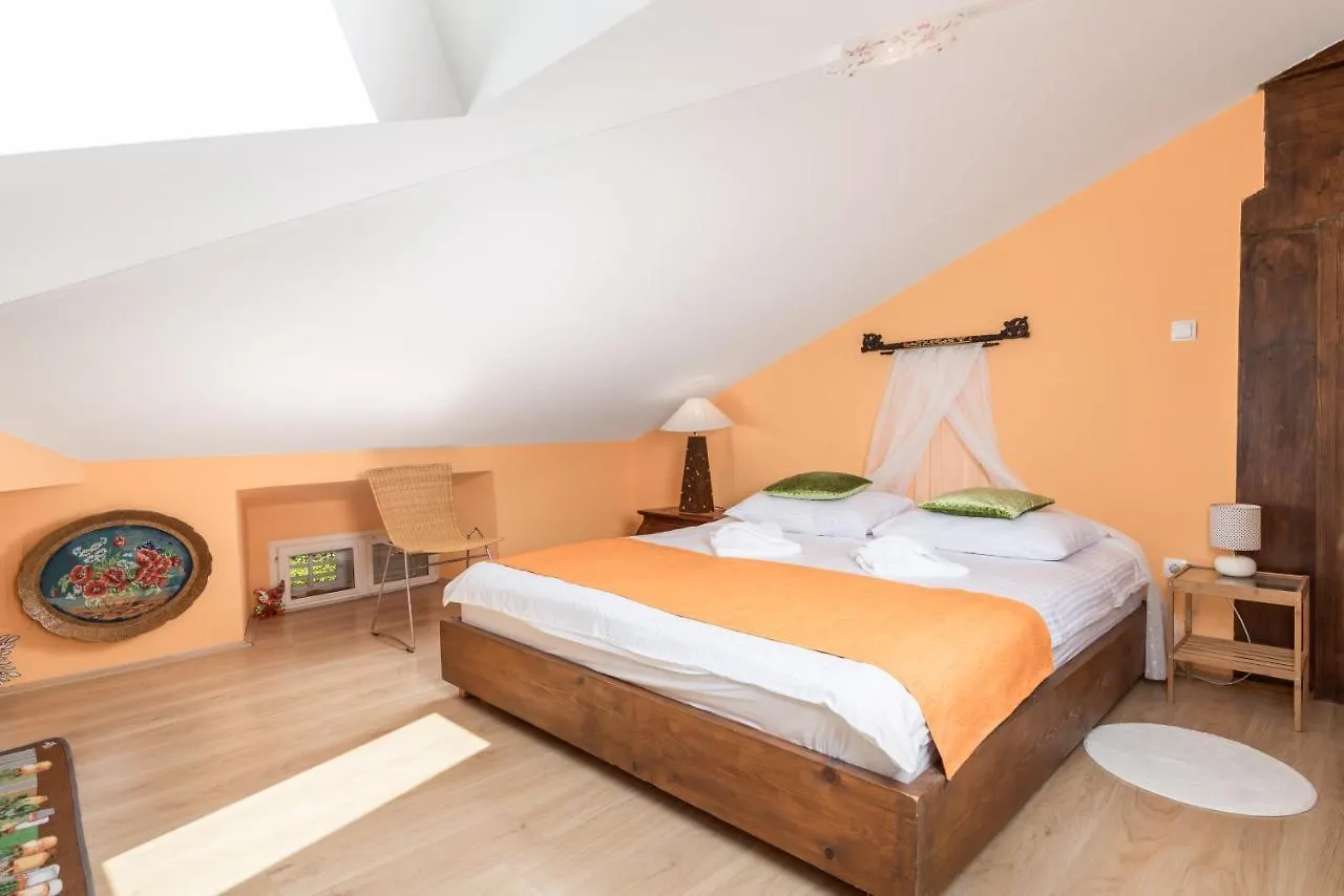 Palm And Palmino Garden Apartments Near Lungo Mare Lovran