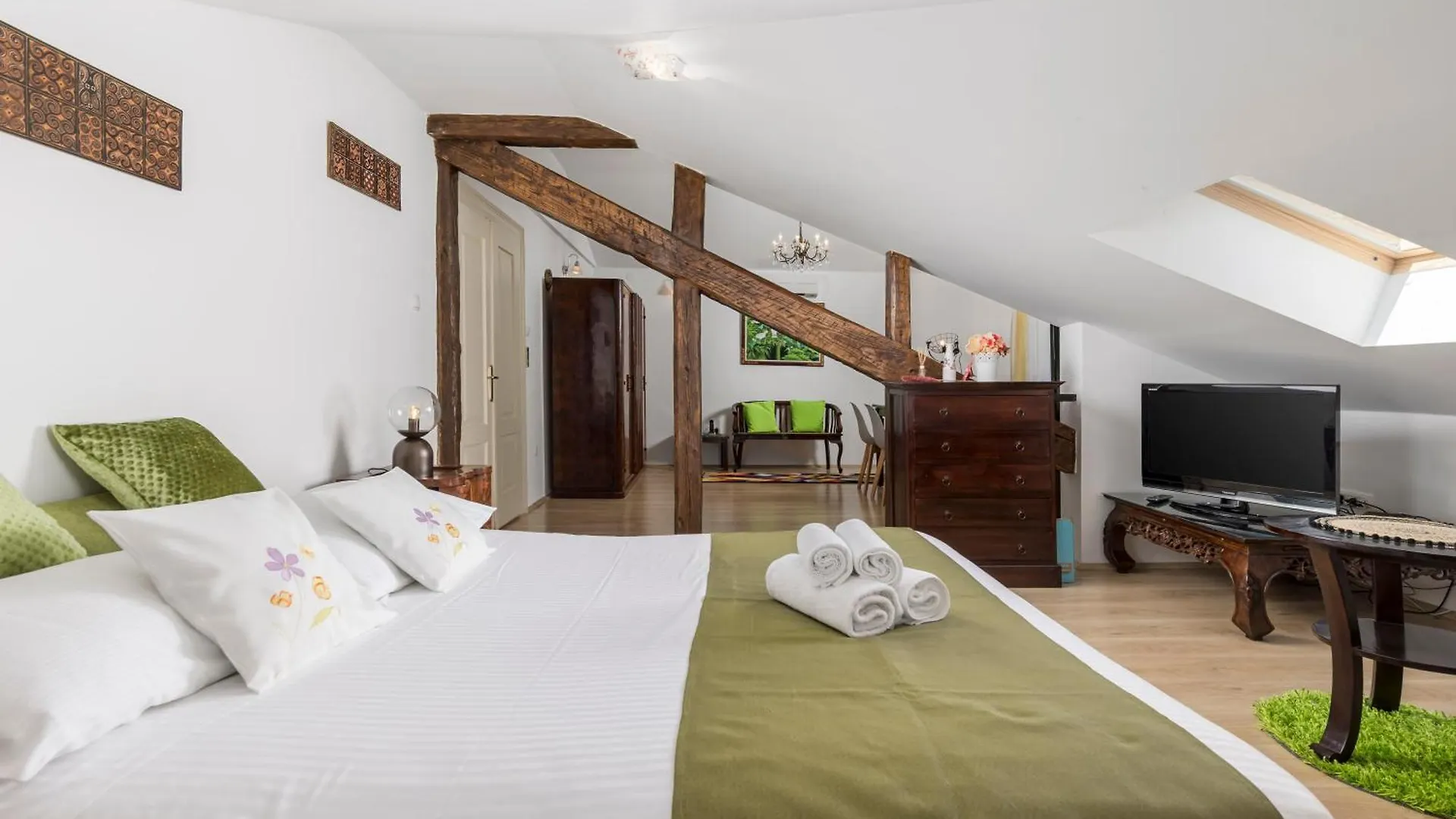 Palm And Palmino Garden Apartments Near Lungo Mare Lovran