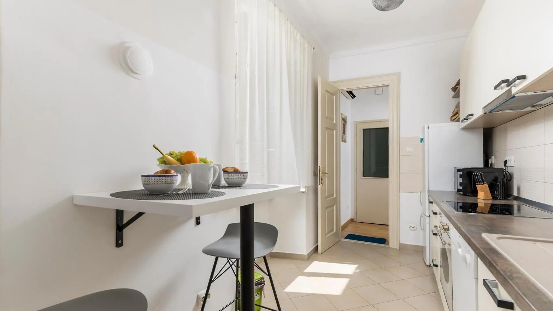 Palm And Palmino Garden Apartments Near Lungo Mare Lovran Croatia